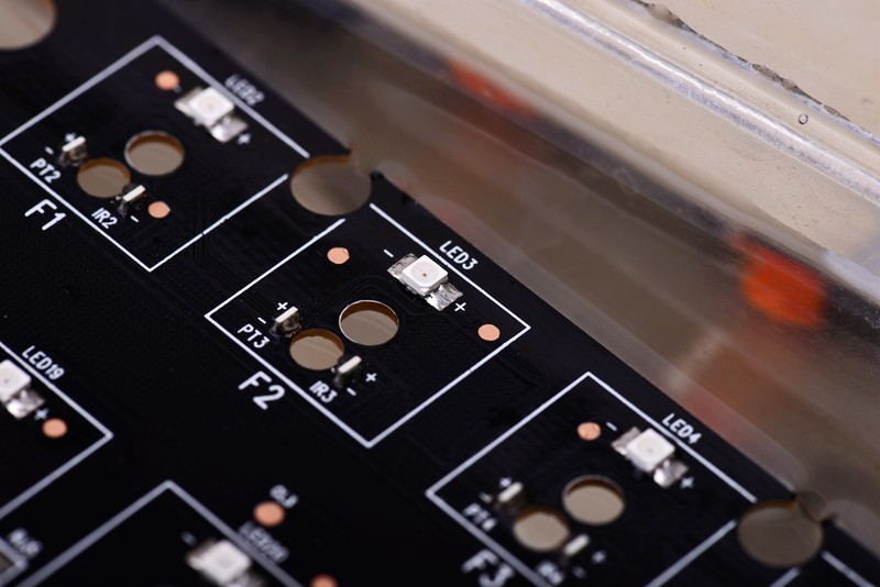 机械键盘不怕水？防水机械键盘迪摩F8拆解