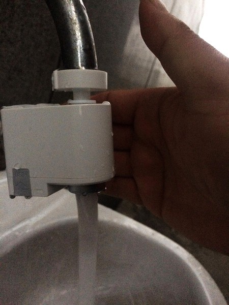 小东西大作用 咱家感应节水器体验