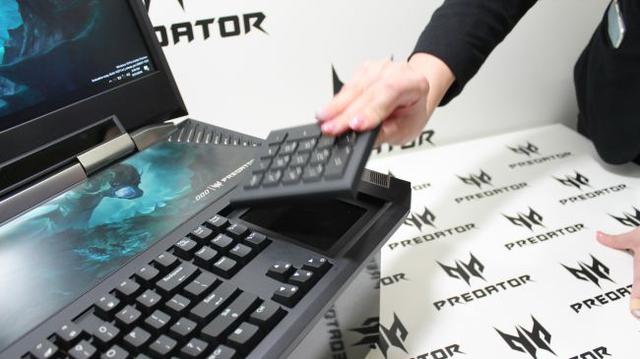 宏碁掠夺者21X上手：曲面屏+双GTX1080好猛烈