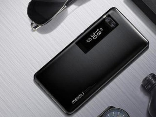 七夕情侣机？提香红&曜影黑教你低调秀恩爱