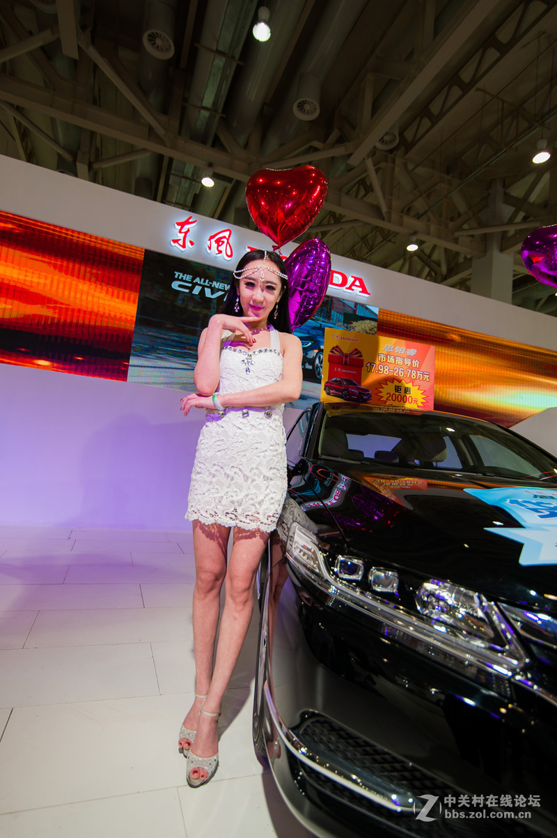 2016320潍坊春季鲁台车展美女