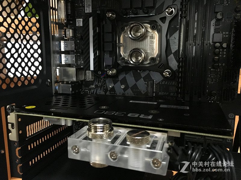 机箱水冷一条龙 鑫谷极光刃水冷装机流程