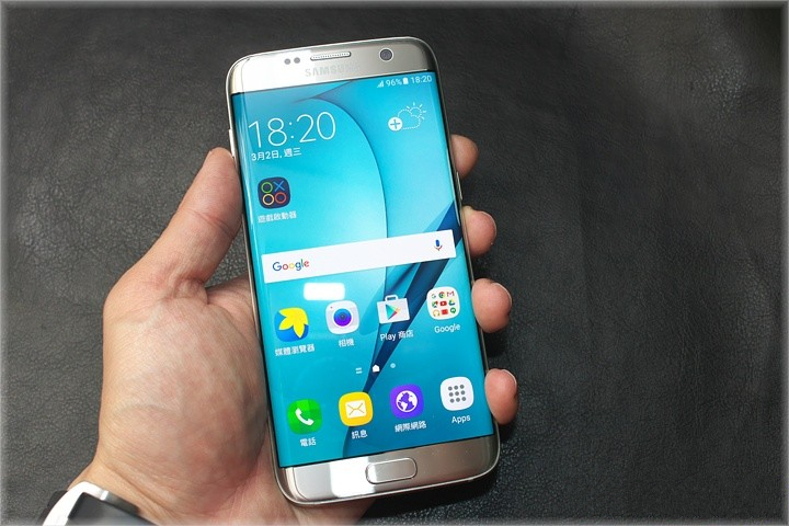不偏不倚，星空体育平台Galaxy S7对比国产神器小米5
