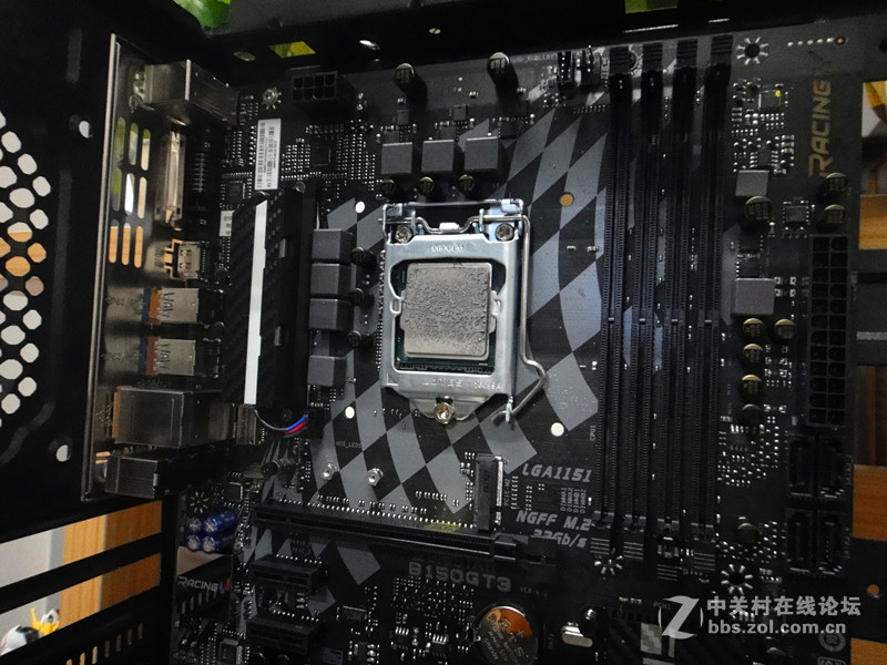 机箱水冷一条龙 鑫谷极光刃水冷装机流程