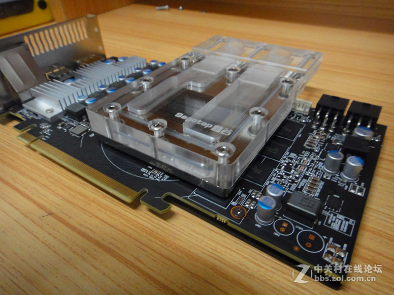 机箱水冷一条龙 鑫谷极光刃水冷装机流程