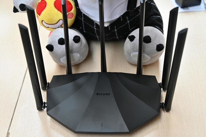 7天线的实用型路由器，快速稳定才好用，腾达AC23体验