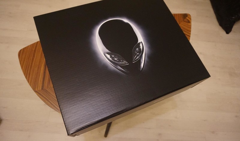 家中最美夜色 Alienware 15开箱图赏