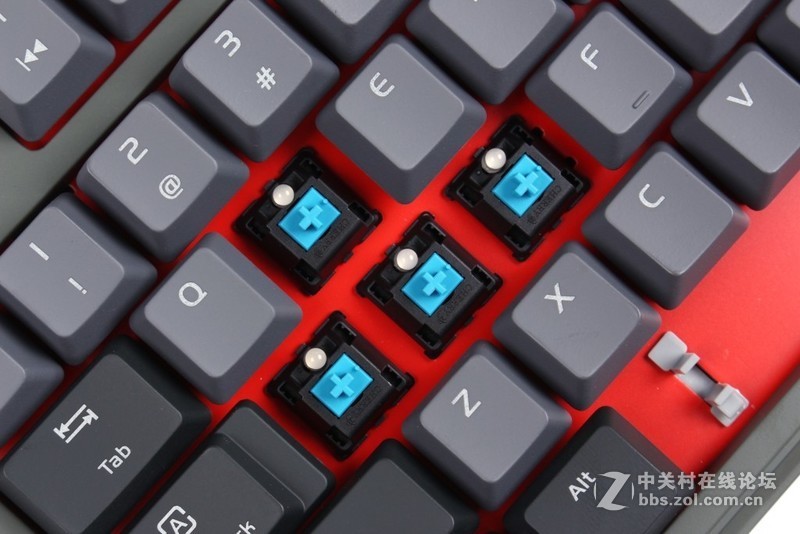 创世战车版——Tt eSPORTS拓荒者PRO机械键盘评测