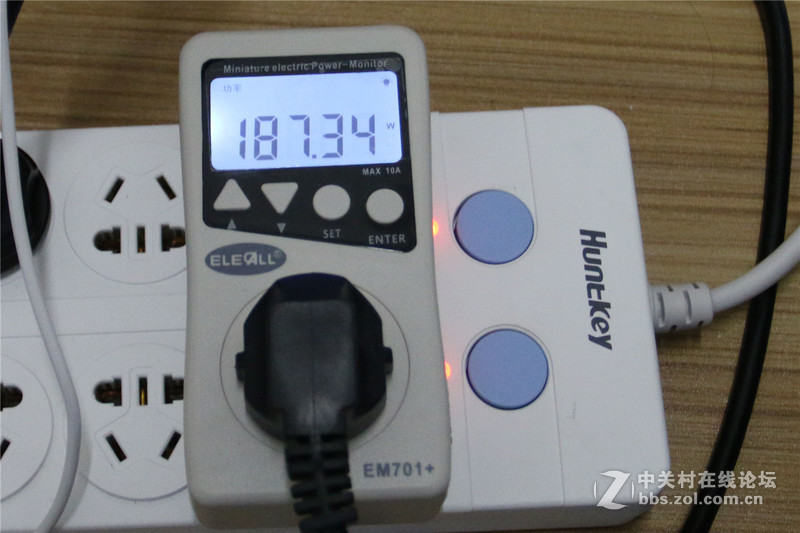 同样流处理器，470胜380X多少？