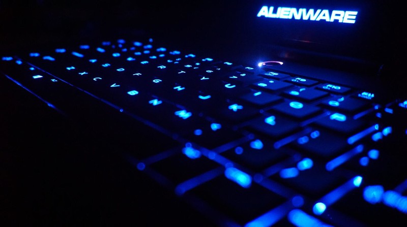 家中最美夜色 Alienware 15开箱图赏
