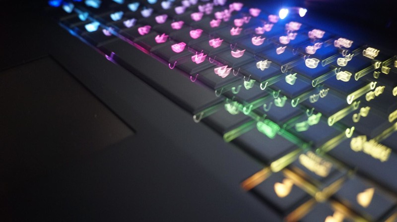 家中最美夜色 Alienware 15开箱图赏