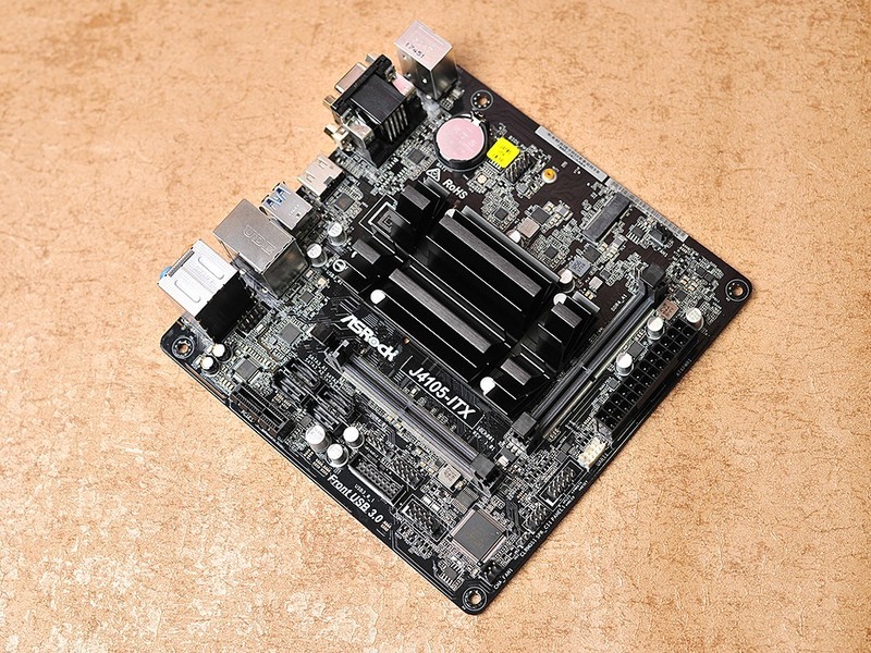 #超大容量 自由存储#NAS组建日记（二）：为了玩得更自由，还是DIY吧