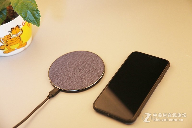 39元的SSK飚王10W无线快充开箱