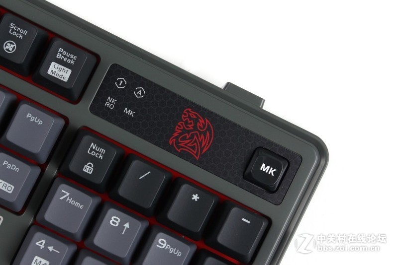 创世战车版——Tt eSPORTS拓荒者PRO机械键盘评测