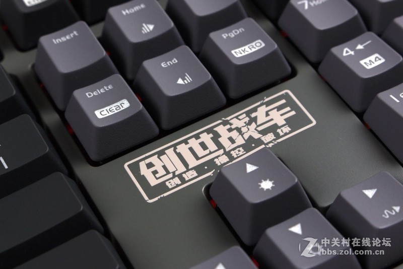 创世战车版——Tt eSPORTS拓荒者PRO机械键盘评测