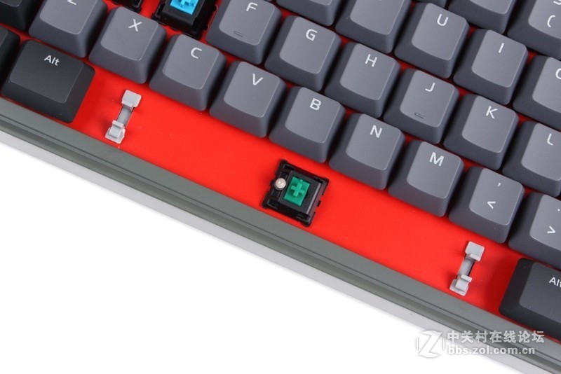 创世战车版——Tt eSPORTS拓荒者PRO机械键盘评测