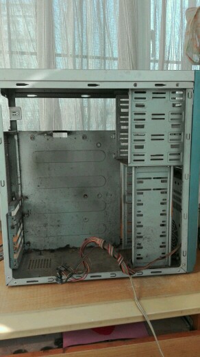 看看这台老电脑还有利用价值吗