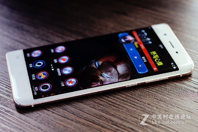 Xplay5美队旗舰版独家开箱