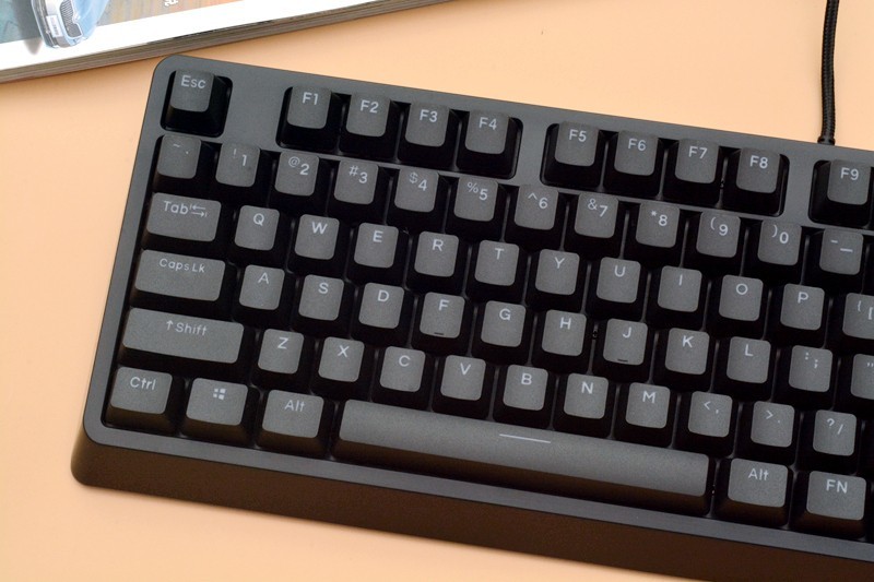 PBT透光键帽、原厂静音轴，富勒G900s RGB机械键盘开箱分享