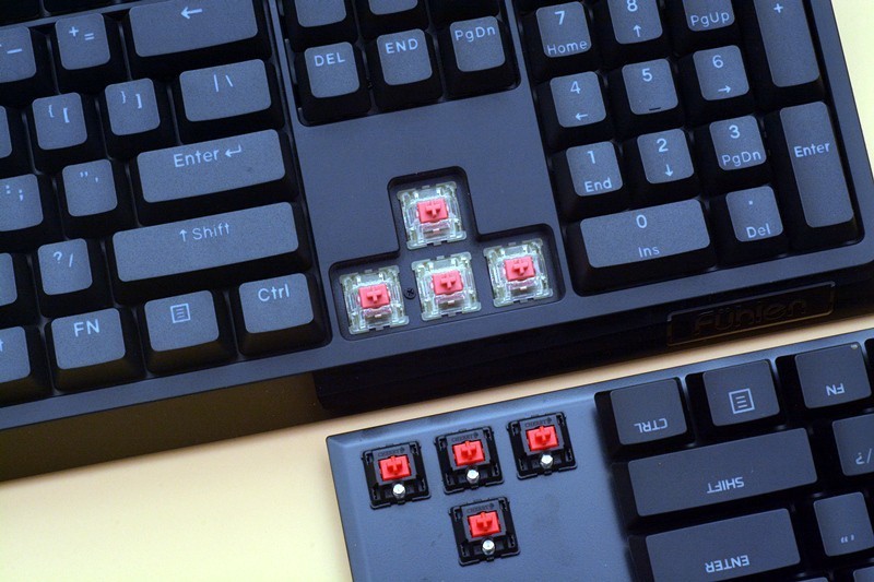 PBT透光键帽、原厂静音轴，富勒G900s RGB机械键盘开箱分享