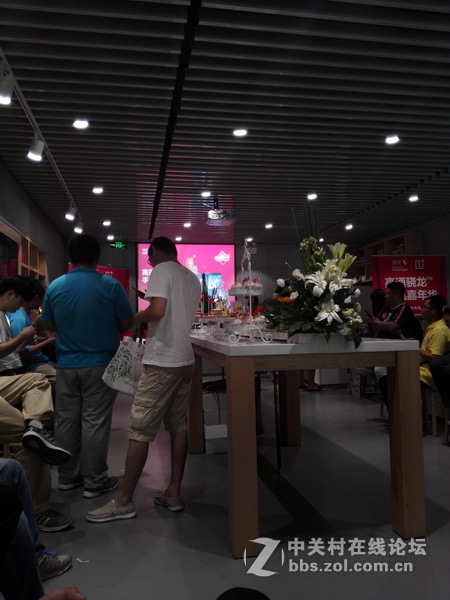 高通骁龙手机嘉年华一加手机体验