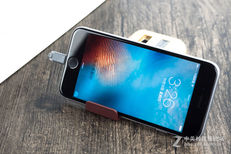 从iWALK秘书宝论一款移动电源该有的自我修养