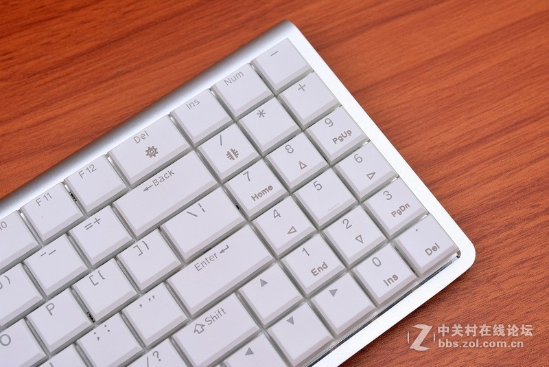 走了几年终于到了里程碑，RK929速写蓝牙双模式超薄机械键盘体验