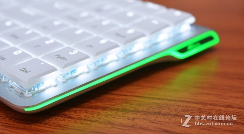 走了几年终于到了里程碑，RK929速写蓝牙双模式超薄机械键盘体验