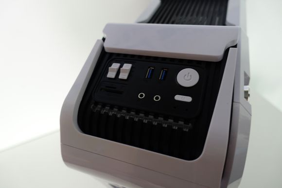 #今日话题# 围观贴吧大神如何更换变形金刚3+至尊版，旧颜换新貌