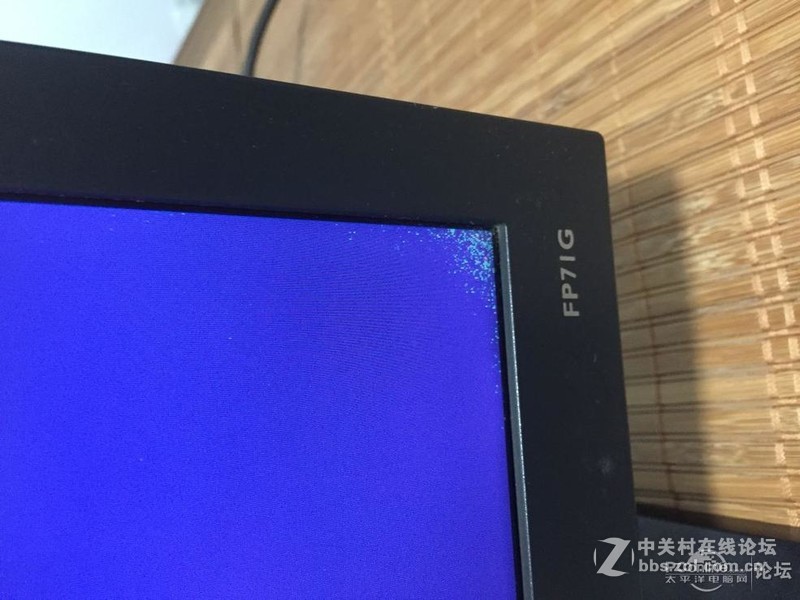 宝安售17正屏显示，HDMI线材