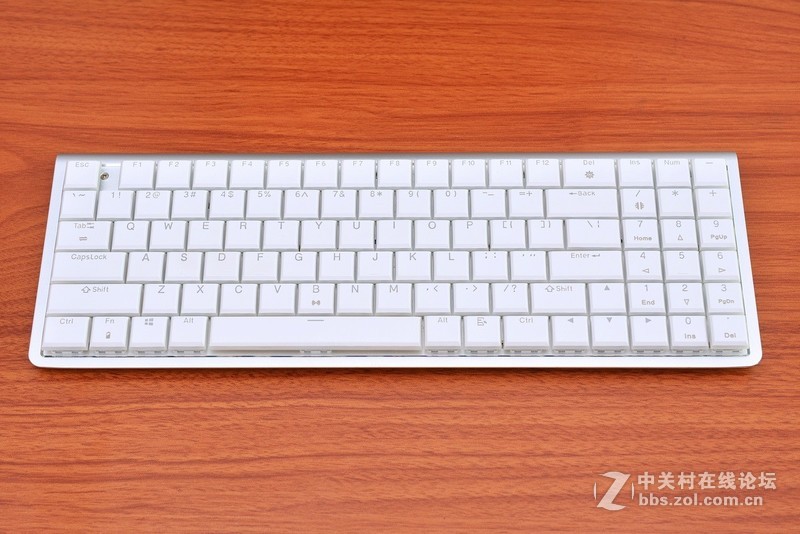 走了几年终于到了里程碑，RK929速写蓝牙双模式超薄机械键盘体验