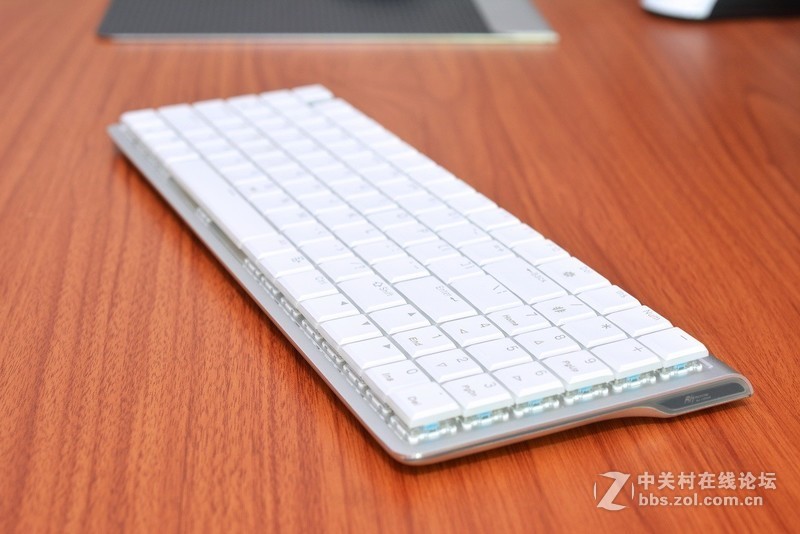 走了几年终于到了里程碑，RK929速写蓝牙双模式超薄机械键盘体验