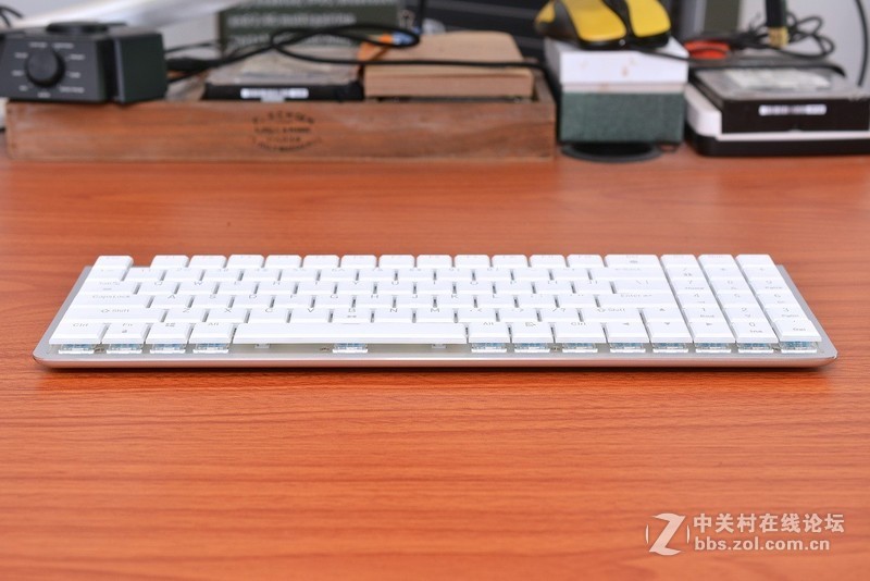 走了几年终于到了里程碑，RK929速写蓝牙双模式超薄机械键盘体验