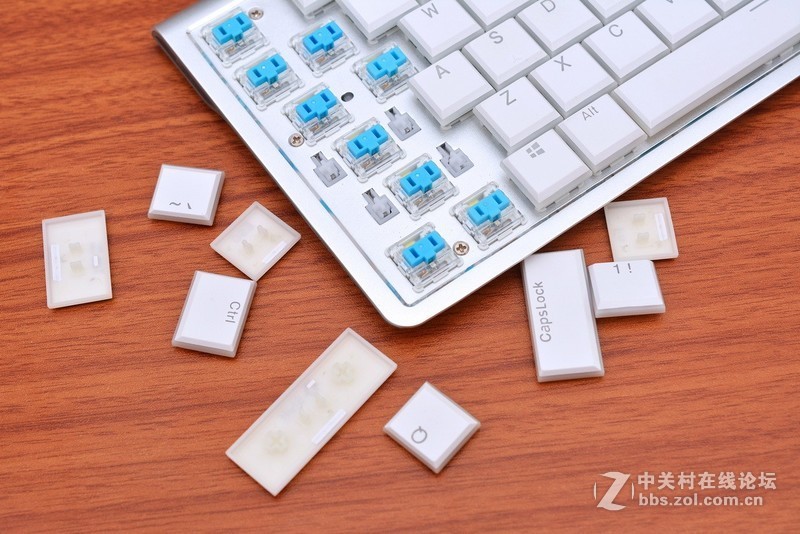 走了几年终于到了里程碑，RK929速写蓝牙双模式超薄机械键盘体验