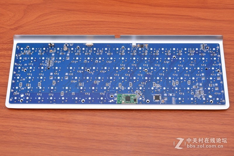 走了几年终于到了里程碑，RK929速写蓝牙双模式超薄机械键盘体验