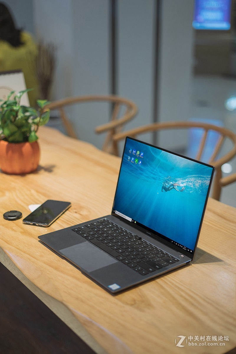 华为MateBook X Pro：笔记本的全面屏时代已经来临