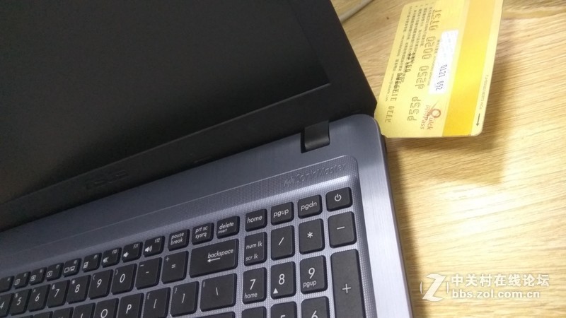 华硕VM520U(感觉买了个山寨本)