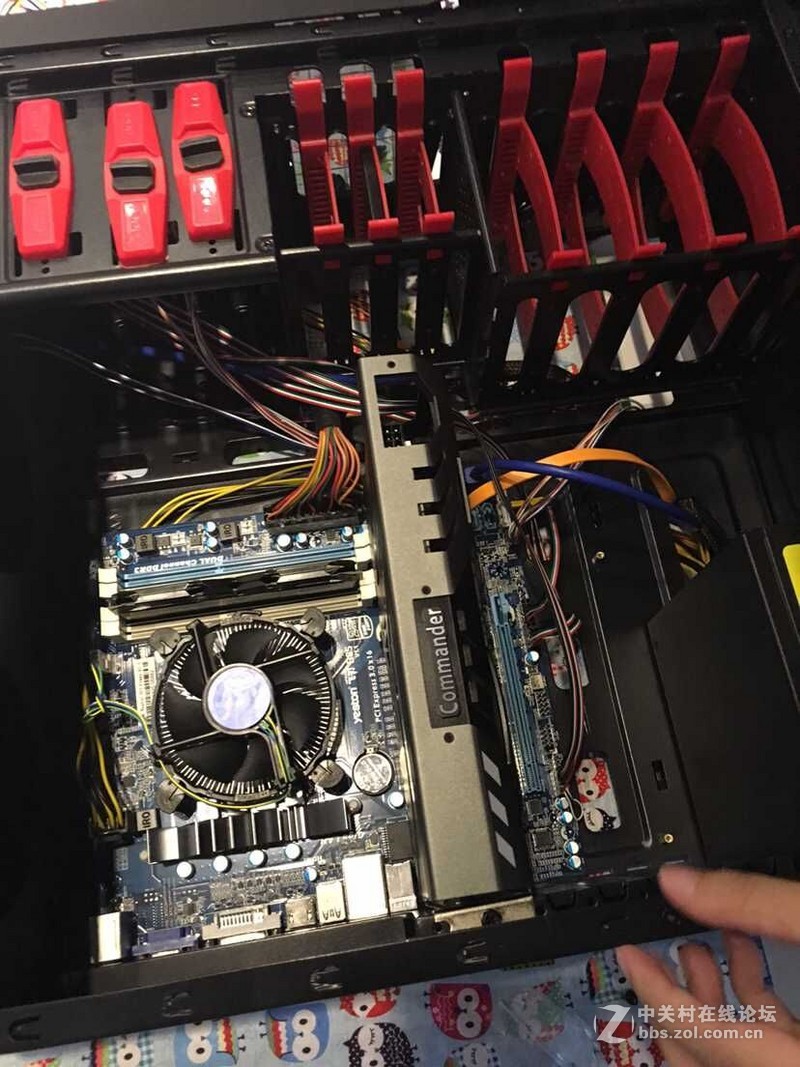 女汉子暴力装机处女秀-------图糟人傻