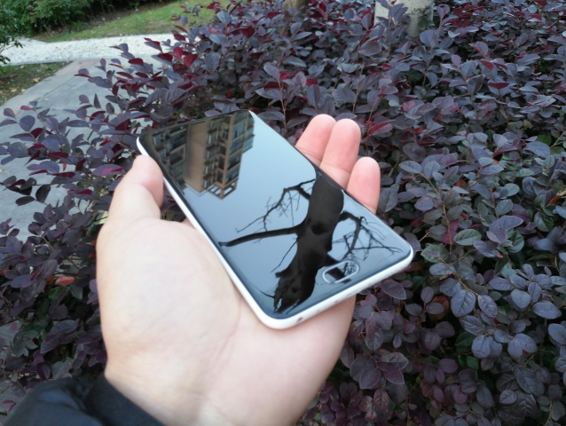 #轻巧长续航#继续颜值后肌肉也有了—魅蓝5开箱分享