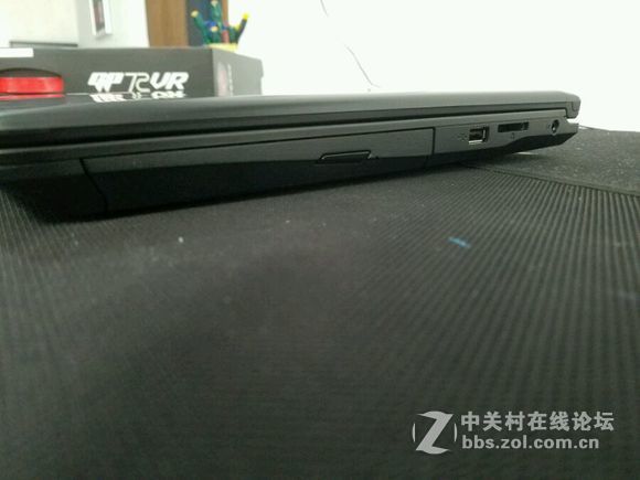 微星GP72VR 7RF-297CN开箱 直播升级固态硬盘 大固态