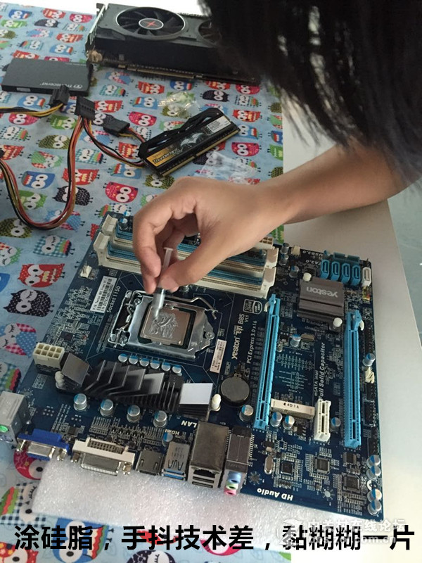 女汉子暴力装机处女秀-------图糟人傻