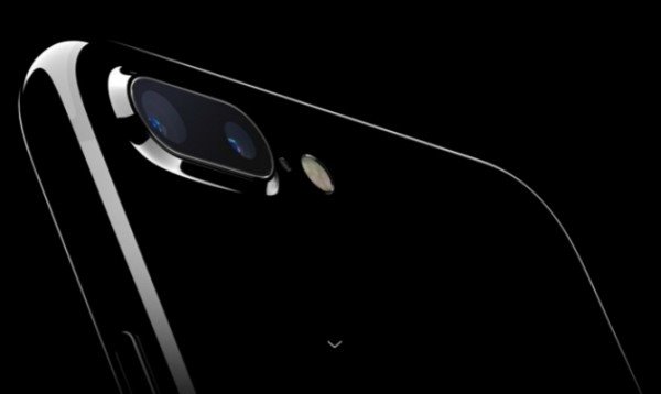 苹果iPhone7 Plus已搭上双摄，双卡双待还会远吗？