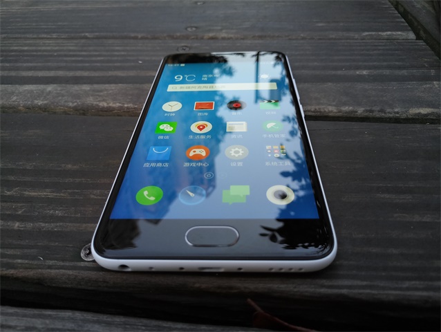 #轻巧长续航#继续颜值后肌肉也有了—魅蓝5开箱分享