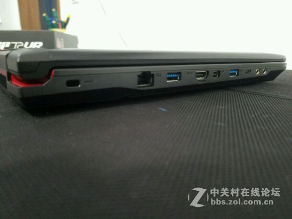 微星GP72VR 7RF-297CN开箱 直播升级固态硬盘 大固态