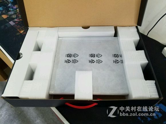 微星GP72VR 7RF-297CN开箱 直播升级固态硬盘 大固态