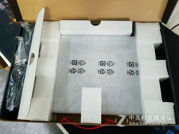 微星GP72VR 7RF-297CN开箱 直播升级固态硬盘 大固态