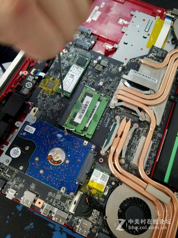 微星GP72VR 7RF-297CN开箱 直播升级固态硬盘 大固态