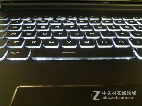 微星GP72VR 7RF-297CN开箱 直播升级固态硬盘 大固态