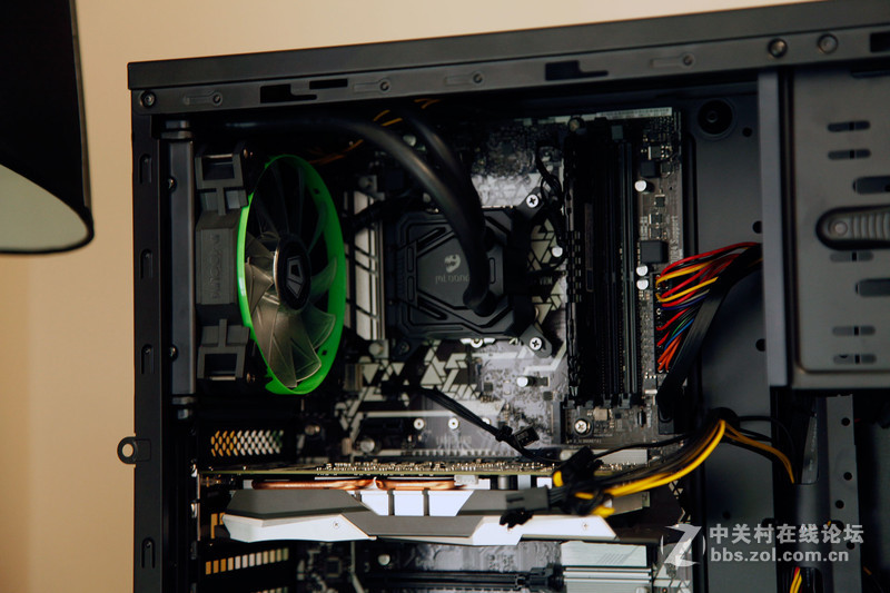 I7+GTX1066整机，玩转4K风暴英雄2.0最高特效