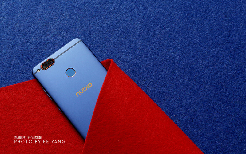 红蓝CP配，双摄轻旗舰努比亚Z17mini图赏
